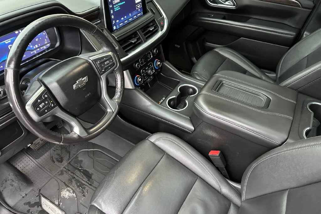 Used 2023 Chevrolet Tahoe Z71 w/ Luxury Package AWD/4WD image 12