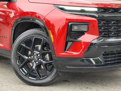 Used 2024 Chevrolet Traverse RS