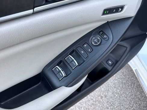 Certified 2020 Honda Accord EX-L image 10