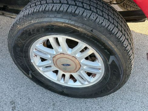 Used 2014 Ford F150 Lariat w/ Equipment Group 501A Mid image 25