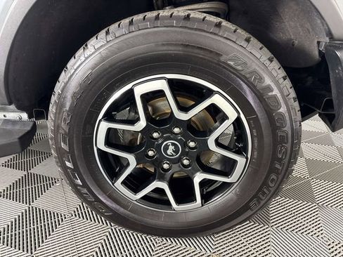 Used 2023 Ford Bronco 4-Door AWD/4WD image 29