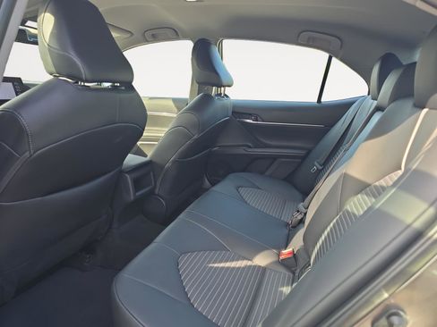 Used 2024 Toyota Camry SE FWD image 17