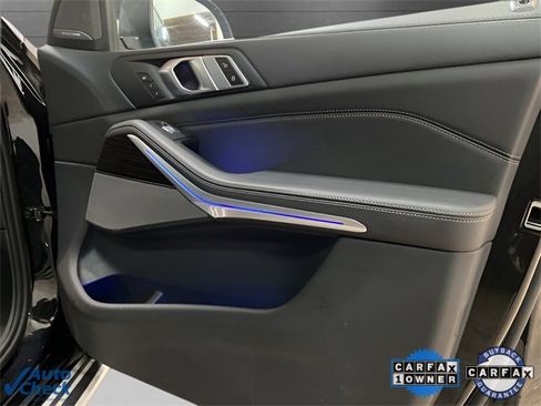 Used 2024 BMW X7 xDrive40i w/ Premium Package image 86