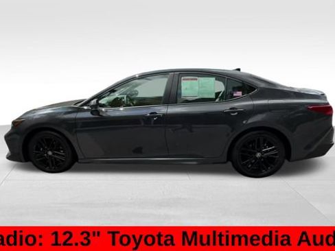 Used 2026 Toyota Camry SE w/ Convenience Package FWD image 12