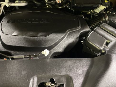 Used 2022 Honda Pilot Special Edition image 9