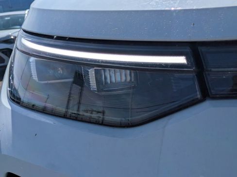 New 2026 Volkswagen Tiguan SE AWD/4WD image 10