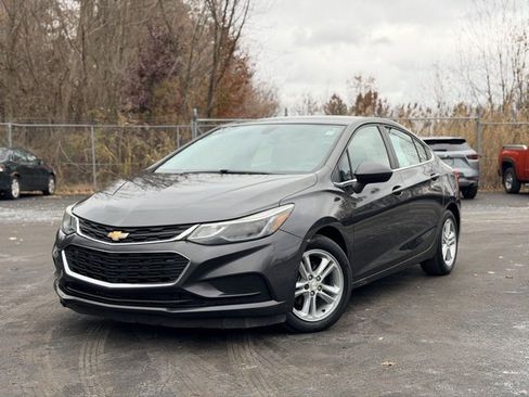 Used 2016 Chevrolet Cruze LT w/ Convenience Package image 1