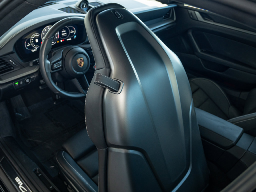 Certified 2025 Porsche 911 Carrera S RWD image 18