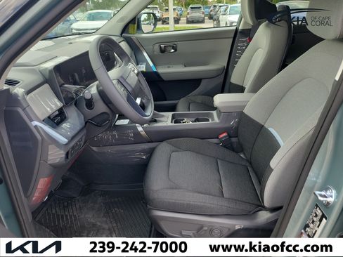 New 2027 Kia Seltos S FWD image 19