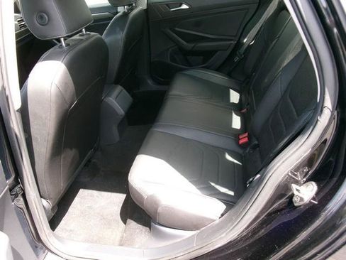 Used 2019 Volkswagen Jetta SEL Premium FWD image 13