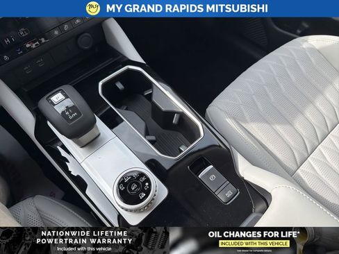 New 2026 Mitsubishi Outlander SEL AWD/4WD image 20