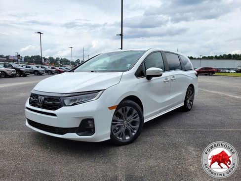 Used 2025 Honda Odyssey Touring image 1