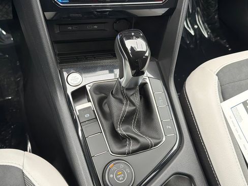 New 2026 Volkswagen Taos SE AWD/4WD image 22