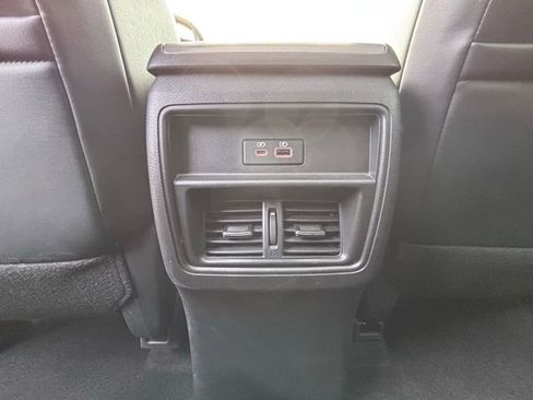 Used 2024 Nissan Murano SV image 18