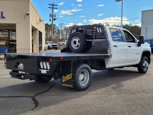 New 2025 Chevrolet Silverado 3500 W/T w/ WT Convenience Package image 3