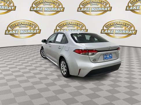Used 2024 Toyota Corolla LE FWD image 9