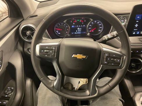 Used 2025 Chevrolet Blazer LT image 13