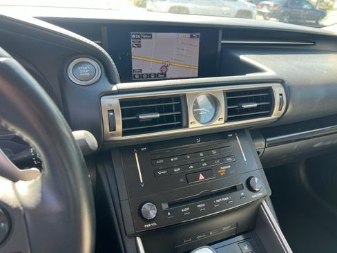 Used 2014 Lexus IS 350 w/ Navigation Package RWD image 10