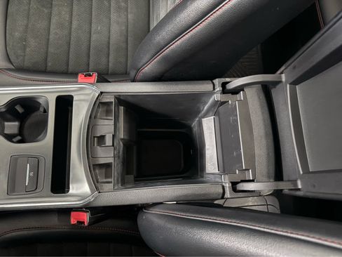 Used 2022 Ford Edge ST-Line w/ Class II Trailer Tow Package image 23