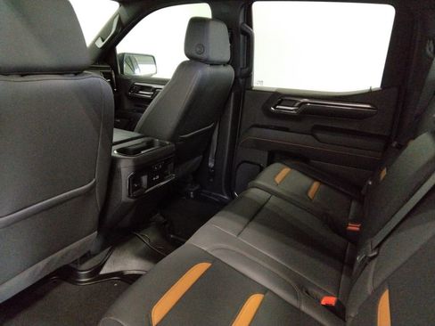 Used 2024 GMC Sierra 1500 AT4 w/ Technology Package image 37