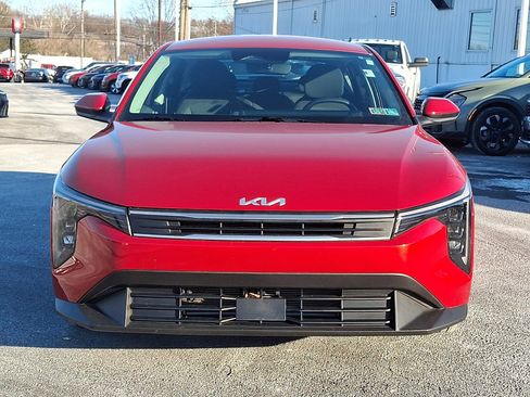 Used 2025 Kia K4 LXS image 2