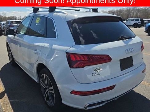 Used 2020 Audi Q5 e Premium Plus AWD/4WD image 2