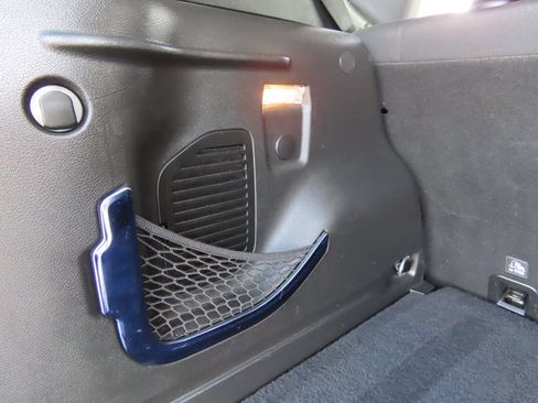 Used 2018 Jeep Renegade Latitude w/ UConnect 8.4 Nav Group FWD image 27