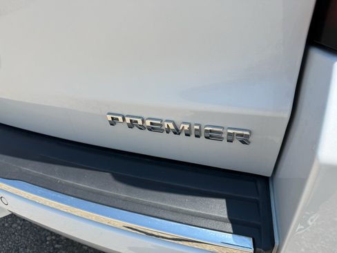 Used 2019 Chevrolet Tahoe Premier AWD/4WD image 11