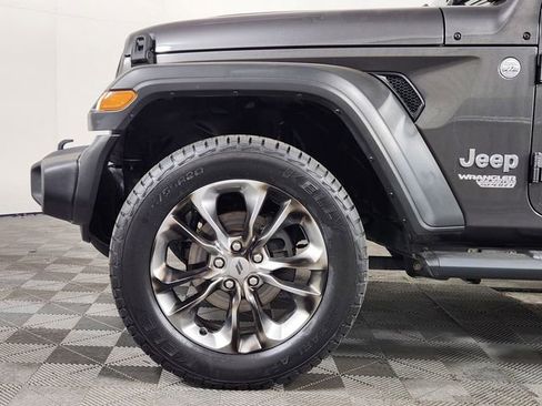 Used 2019 Jeep Wrangler Unlimited Sport S AWD/4WD image 9