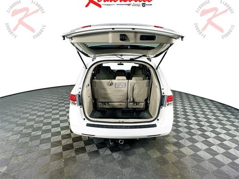 Used 2016 Honda Odyssey SE image 29