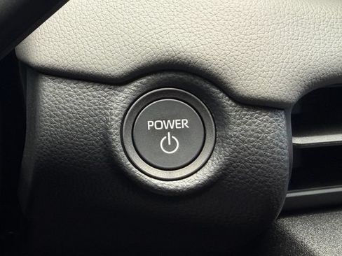 Used 2026 Toyota RAV4 LE AWD/4WD image 19