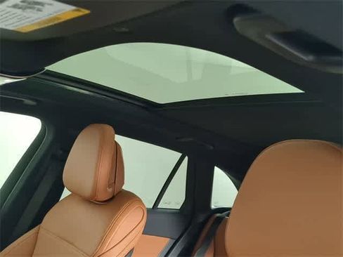 Used 2026 Mercedes-Benz GLC 300 4MATIC image 19