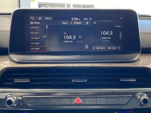 Used 2020 Kia Telluride EX image 16