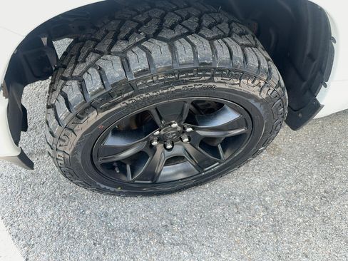 Used 2021 RAM 1500 Big Horn AWD/4WD image 4