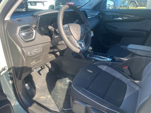 New 2026 Chevrolet TrailBlazer LT w/ Midnight Edition image 11