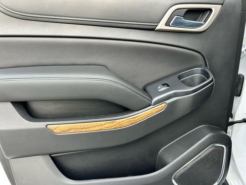 Used 2019 GMC Yukon XL Denali image 17