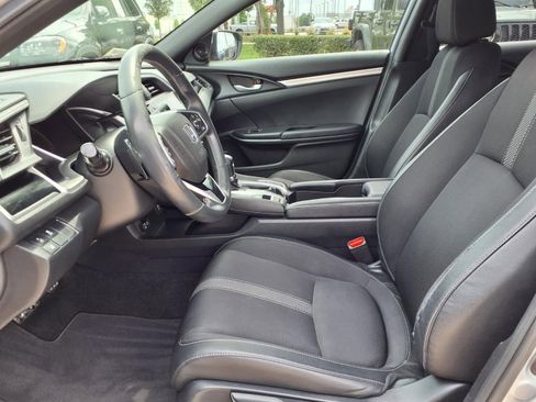 Used 2019 Honda Civic Sport image 11