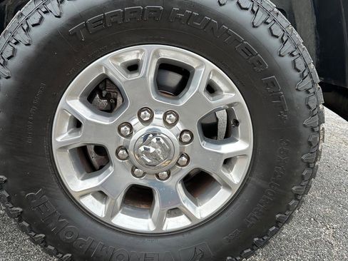 Used 2023 RAM 2500 Laramie image 16