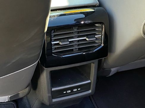 Used 2023 Volkswagen ID.4 Pro S RWD image 28