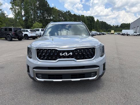 Used 2023 Kia Telluride SX X-Line AWD/4WD image 2