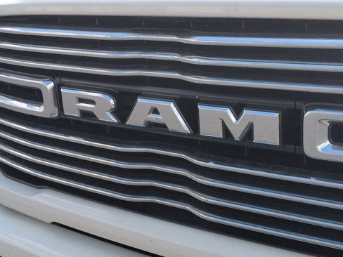 Used 2022 RAM 2500 Laramie AWD/4WD image 31