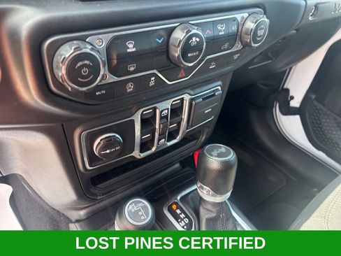 Used 2023 Jeep Wrangler Unlimited Sport AWD/4WD image 20