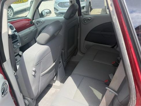 Used 2007 Chrysler PT Cruiser Touring FWD image 10
