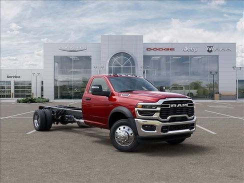 New 2026 RAM 5500 Tradesman AWD/4WD image 5