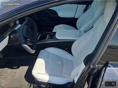 Used 2022 Tesla Model S Plaid AWD/4WD image 8