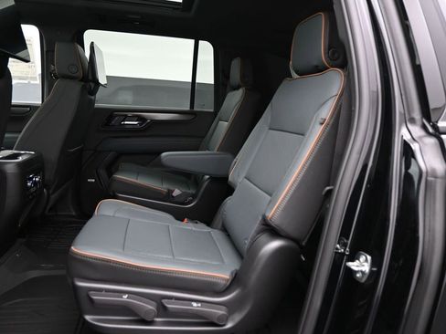 New 2026 GMC Yukon XL AT4 w/ AT4 Premium Plus Package image 24