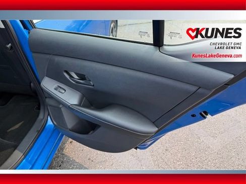 Used 2024 Nissan Sentra SV FWD image 17