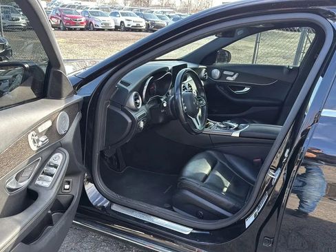 Used 2019 Mercedes-Benz C 300 4MATIC Sedan image 22