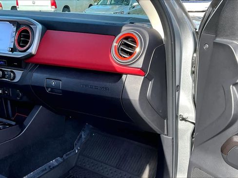 Certified 2023 Toyota Tacoma SR5 image 18