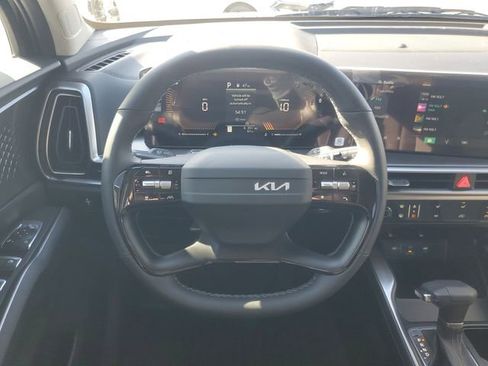 New 2026 Kia Sorento LX FWD image 10